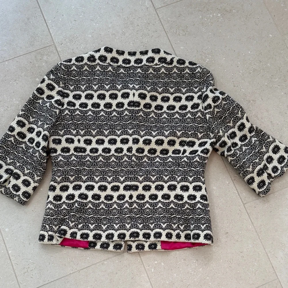 Classiques Entier Black and Cream Patterned Blazer - Picture 3 of 3